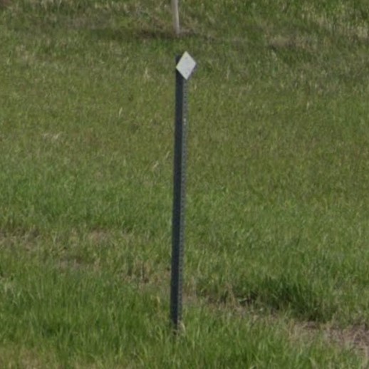 North Dakota w bollard