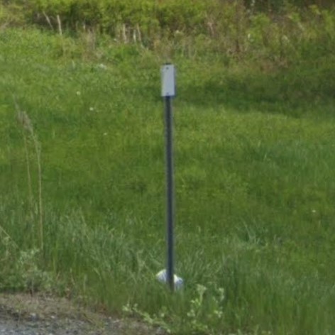 New Hampshire w bollard