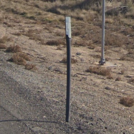 Utah w bollard