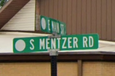 Robins, IA street sign