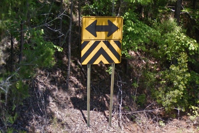 AL T-intersection warning sign
