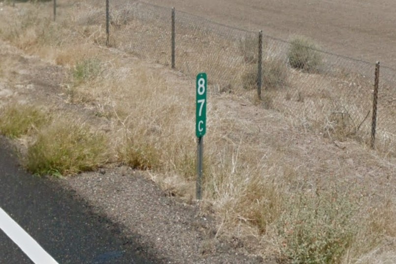 Green onramp and offramp marker