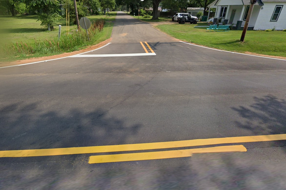 Wider double yellow lines