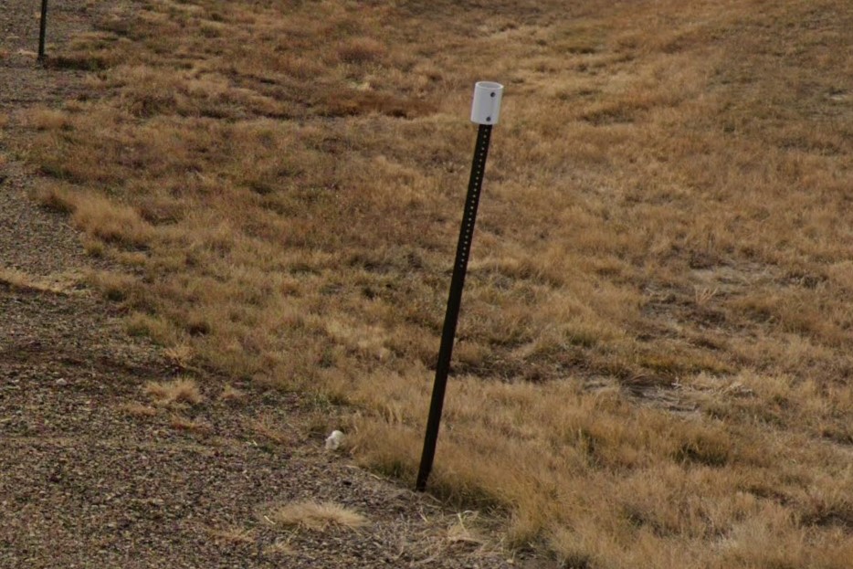 Intersection marked with thick white rings