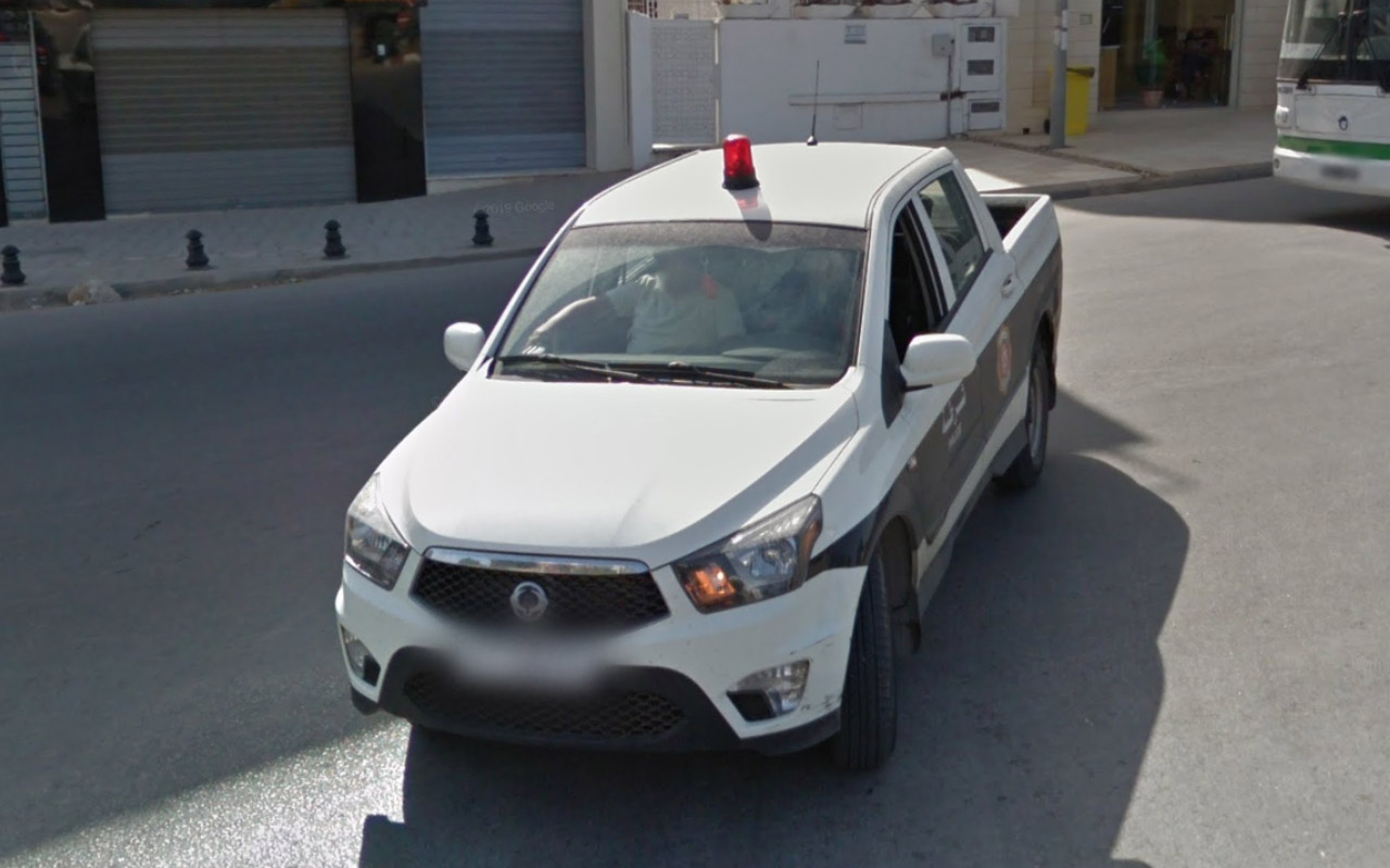 FollowCar_21