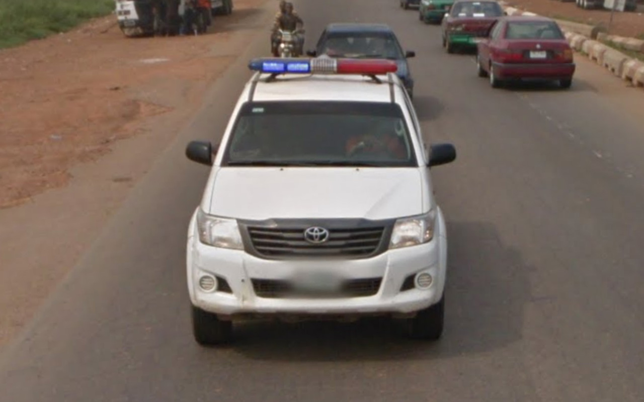 FollowCar_8